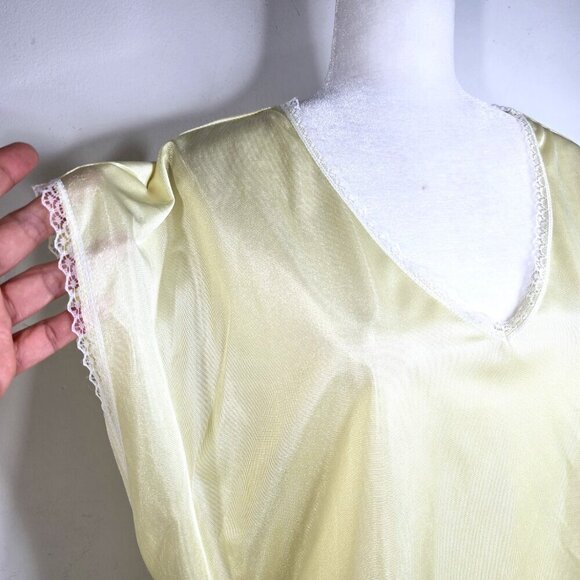 Vintage ANthony Richards Light Yellow V Neck Nightie House Dress - Picture 5 of 7